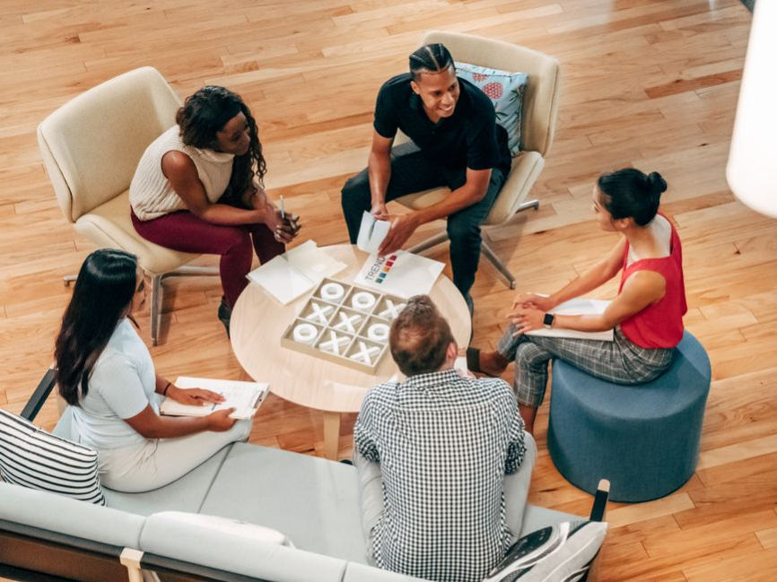 IT staffing partnership handshake